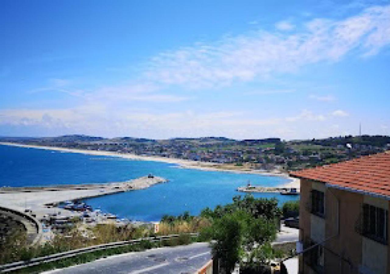 Deniz Kiyisina Sahip Oda Arnavutkoy ภายนอก รูปภาพ